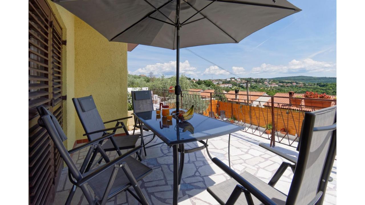 Holiday Home Vlady By Rent Istria Бує Екстер'єр фото