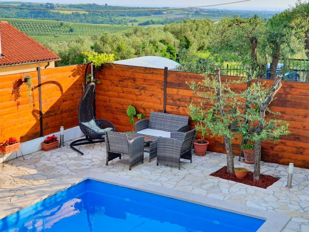 Holiday Home Vlady By Rent Istria Бує Екстер'єр фото