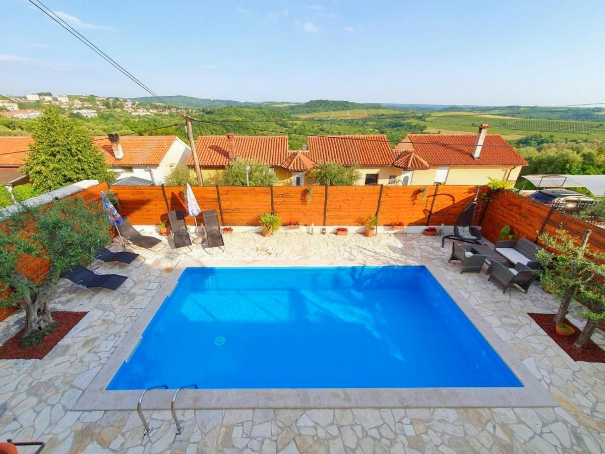 Holiday Home Vlady By Rent Istria Бує Екстер'єр фото