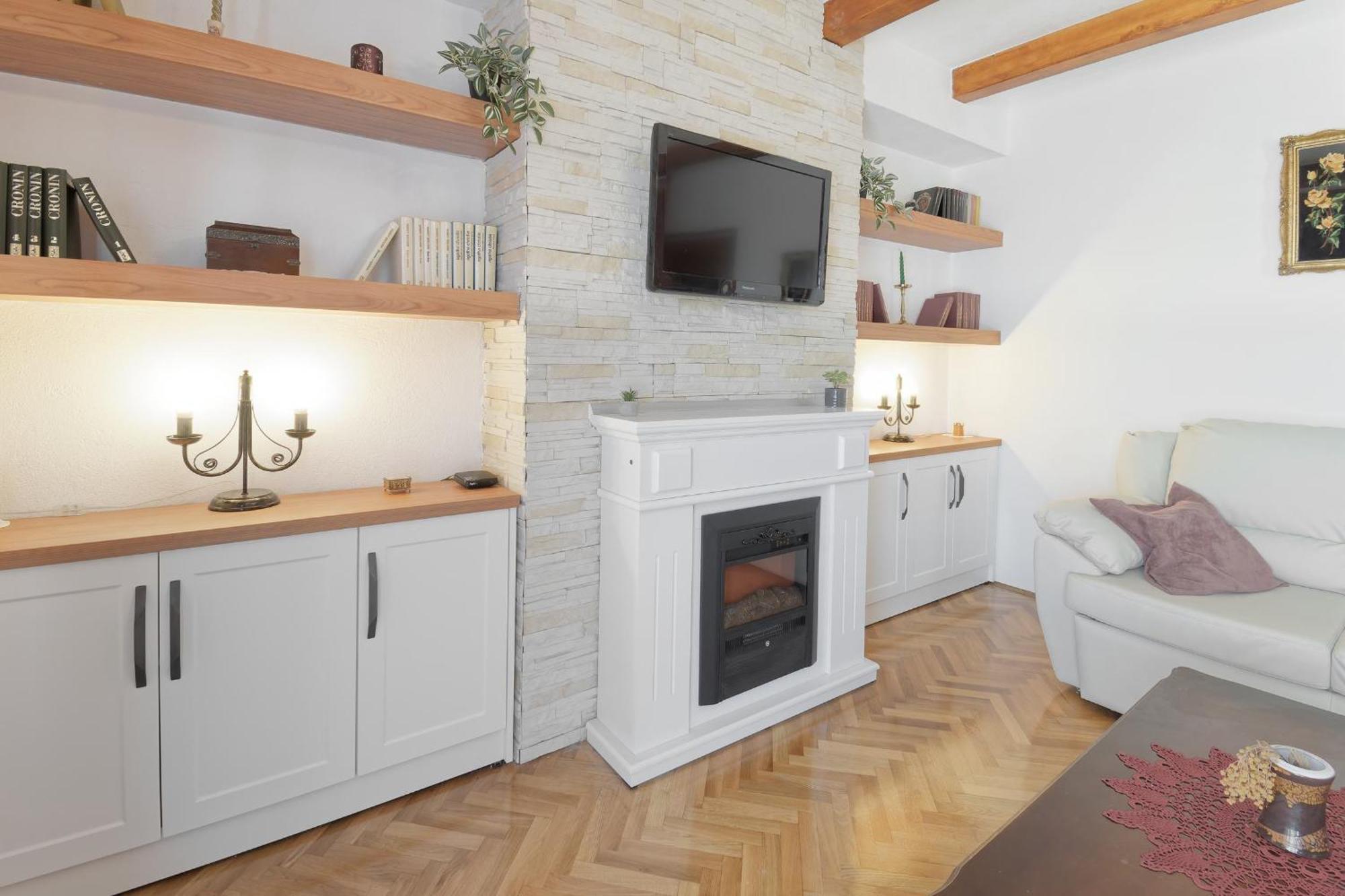 Holiday Home Vlady By Rent Istria Бує Екстер'єр фото